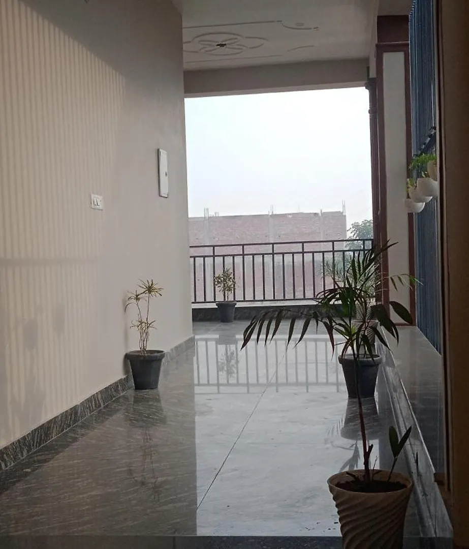 Yogam Homestay Agra Agra